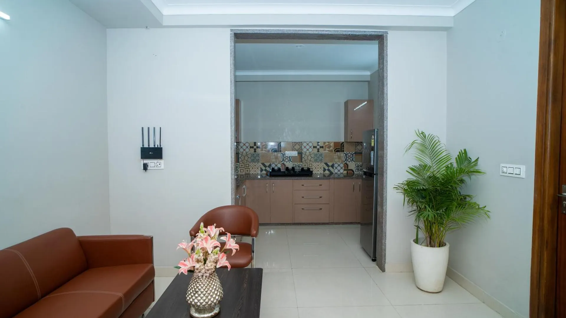 Aster Homes I 2Bhk I Sec-39 I Near Medanta Gurgaon Bed & Breakfast